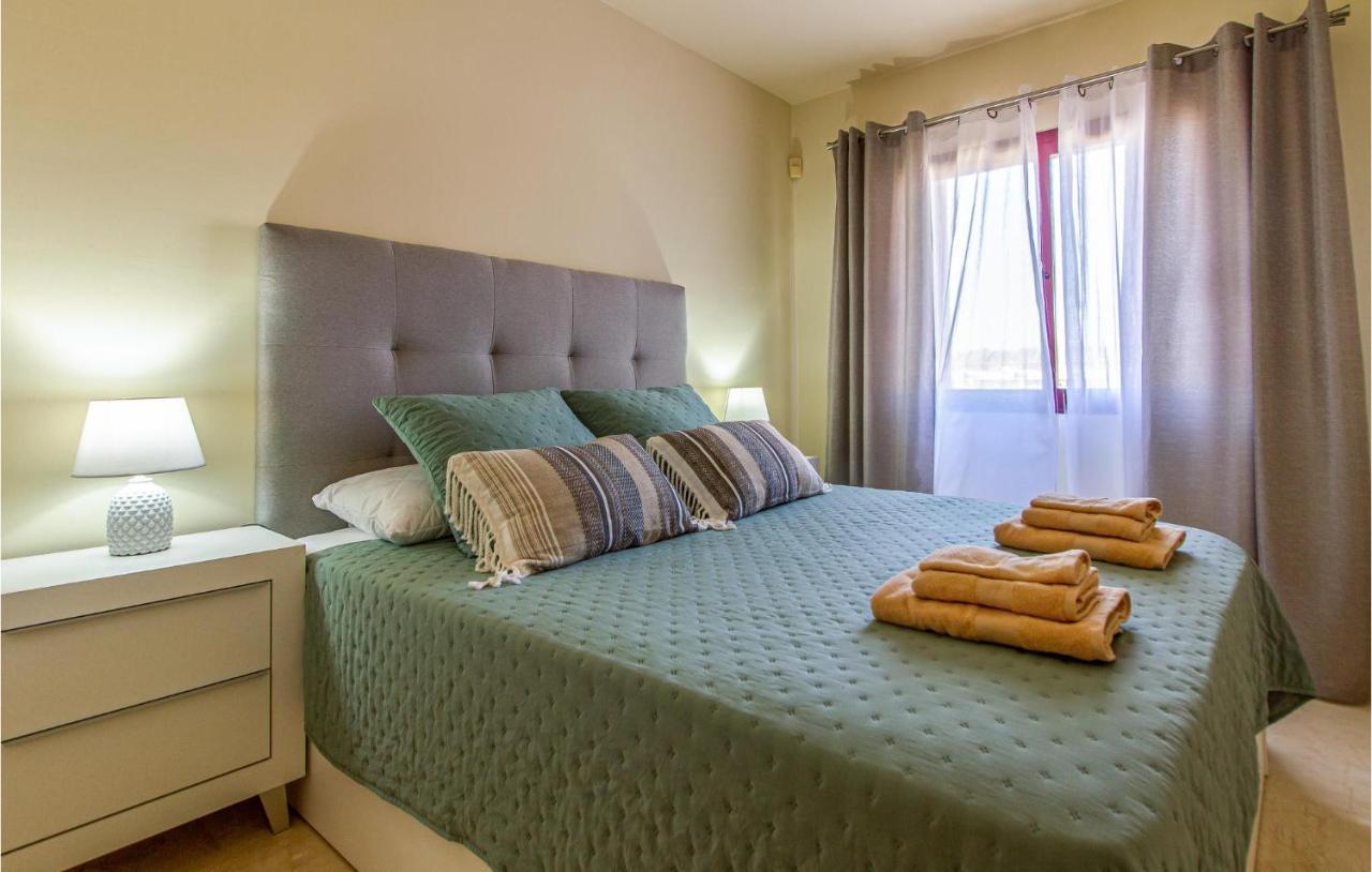 Apartment Amazing In Alcazares With Kitchen *